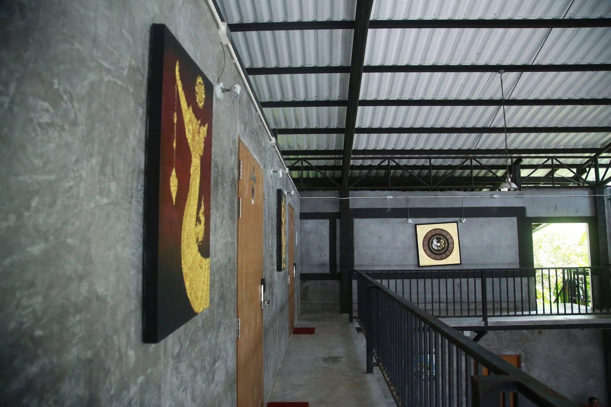 Oyo 585 Freedom Hostel @ Phi Phi Extérieur photo